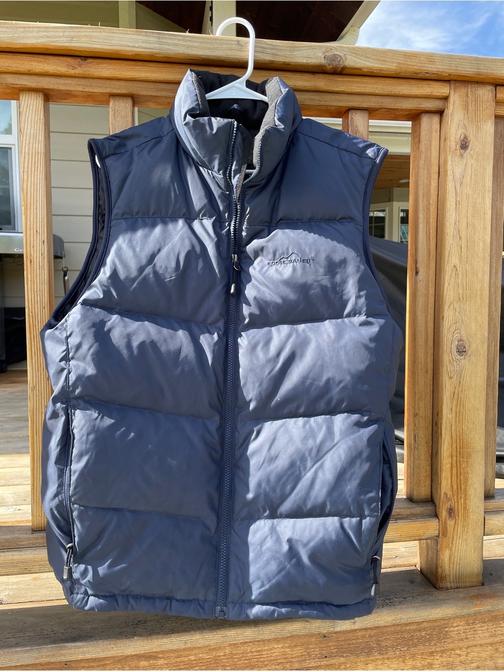 Eddie Bauer Men's Navy Blue Puffer Vest